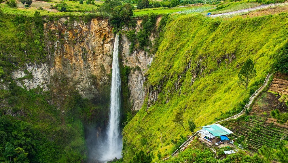 Air Terjun Sipiso-piso